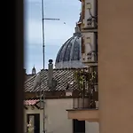 Vatican Boutique St Peter Dome View Apartment Rome