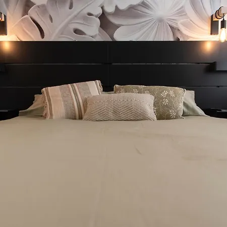 Vatican Boutique With St Peters Dome View * Roma