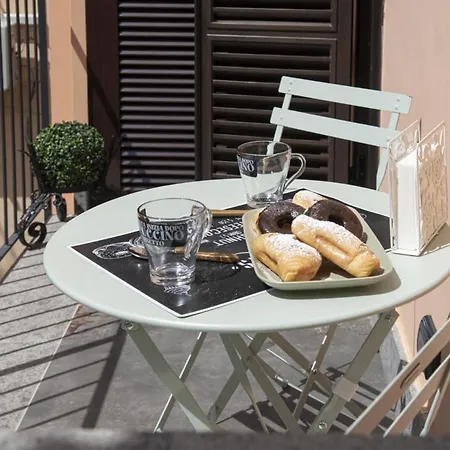Apartment Vatican Boutique St. Peter Dome View *