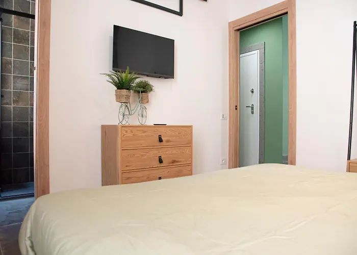 Vatican Boutique Apartment St Peter Dome View